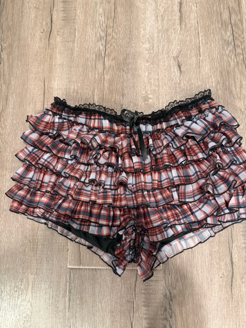 Fashion Nova Ruffled Plaid Shorts in Red and Black
